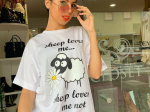 T-shirt Boutique Moschino